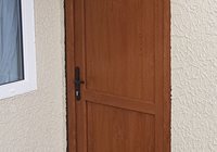 Door 03